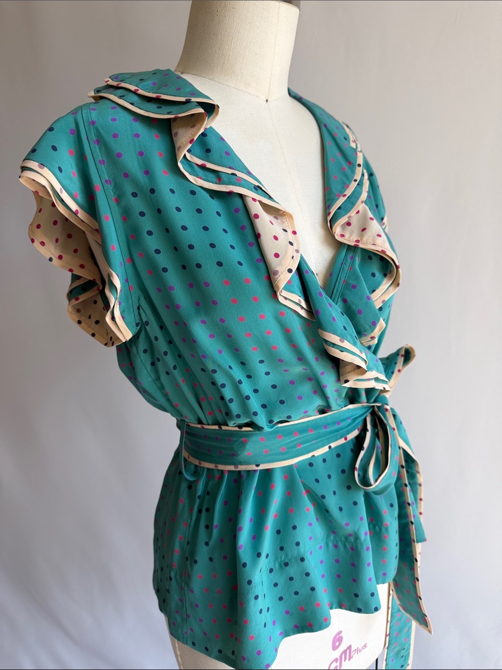 Marc By Marc Jacobs 💯 silk Teal Polka Dot Ruffle Wrap Top - Picture 2 of 11